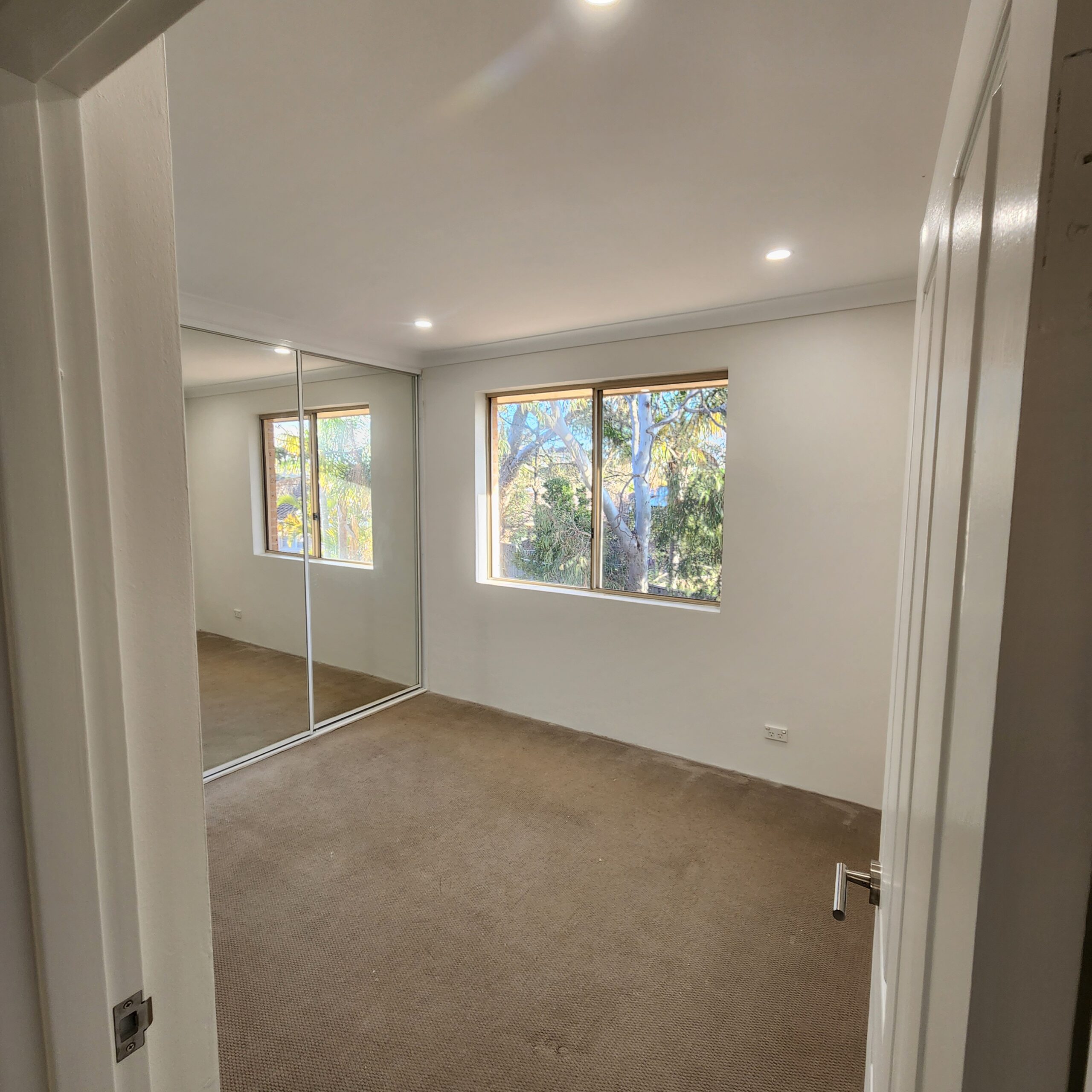 gallery grid image