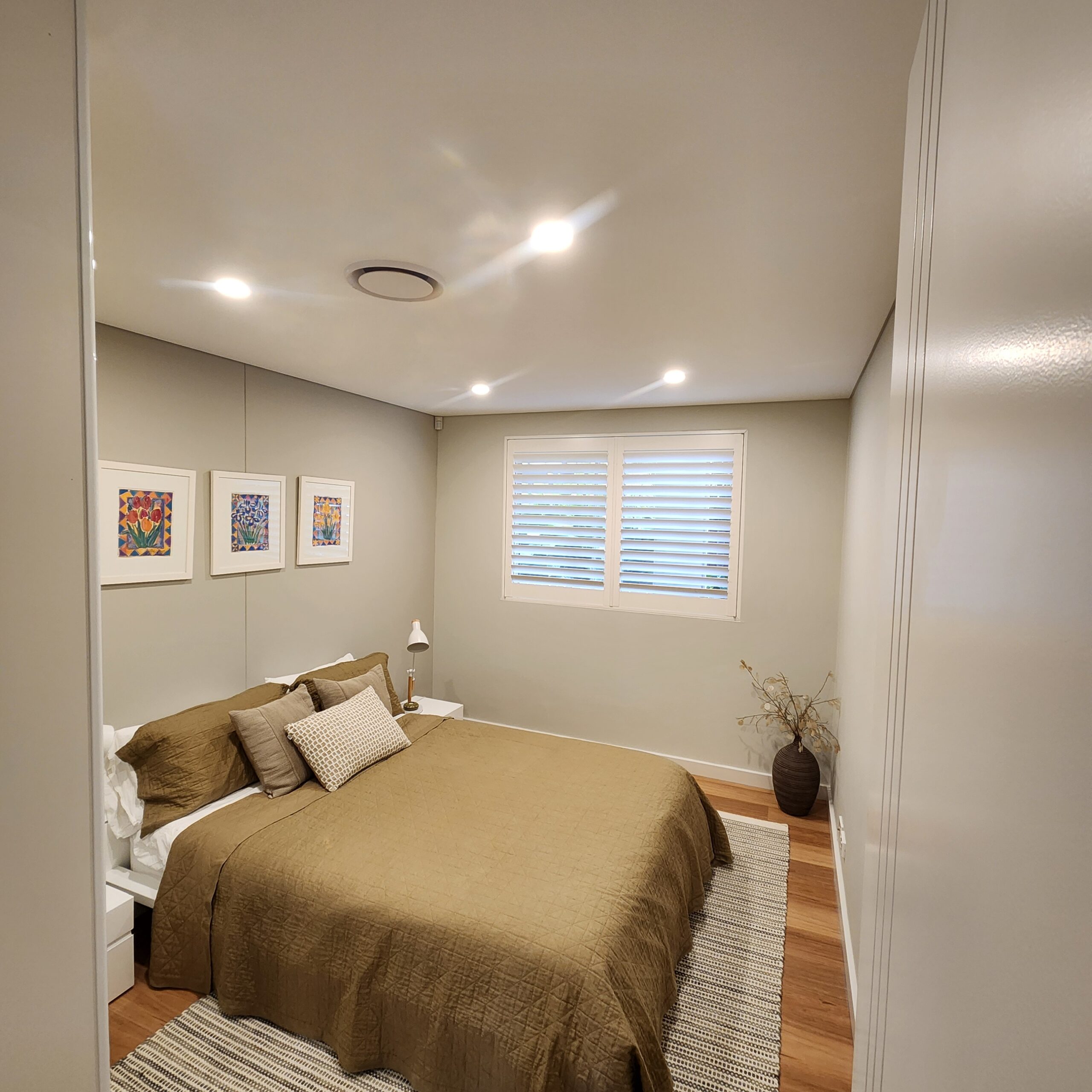 gallery grid image